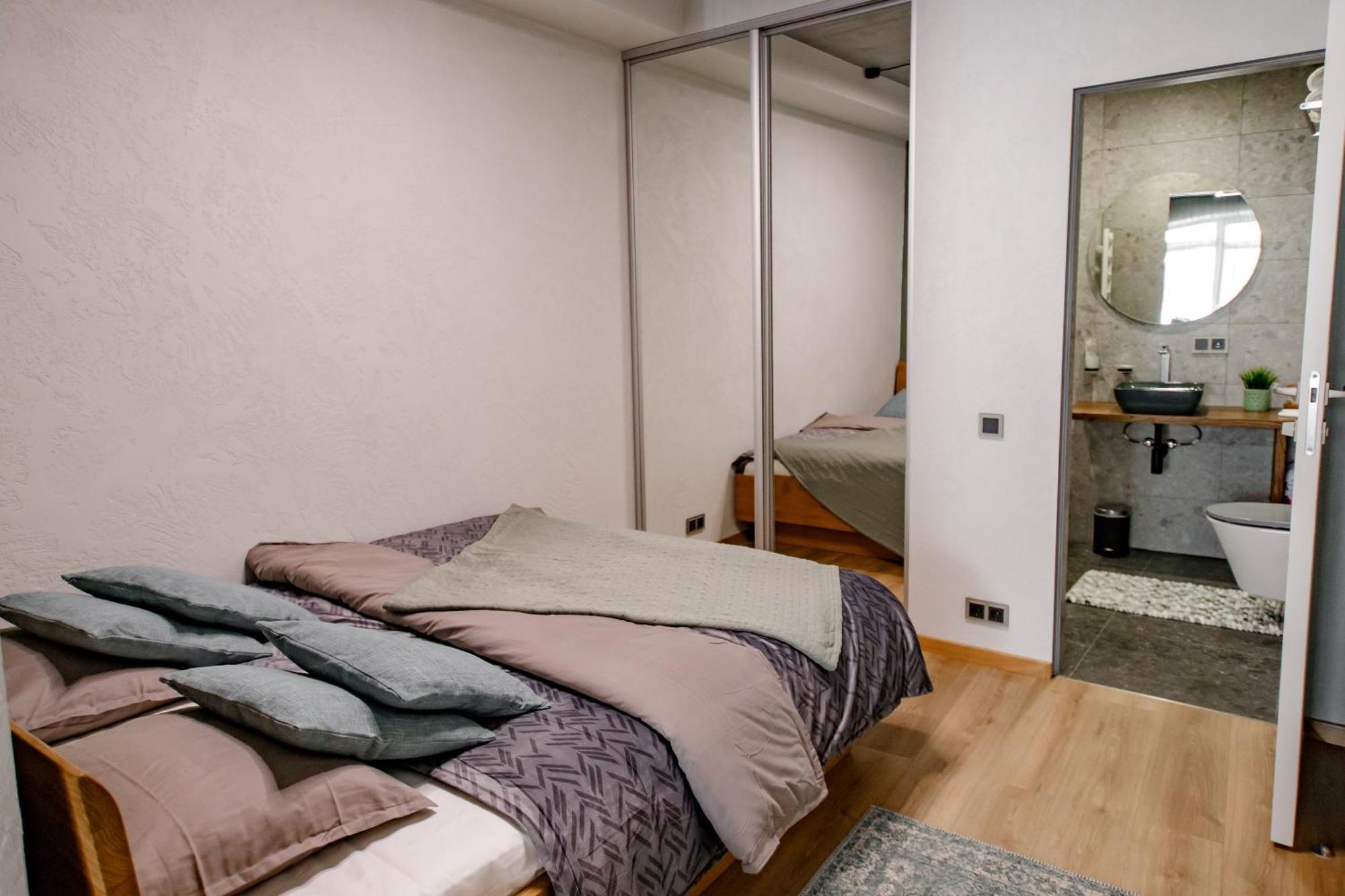Hales Old Town Urban Apartments VNO Exterior photo